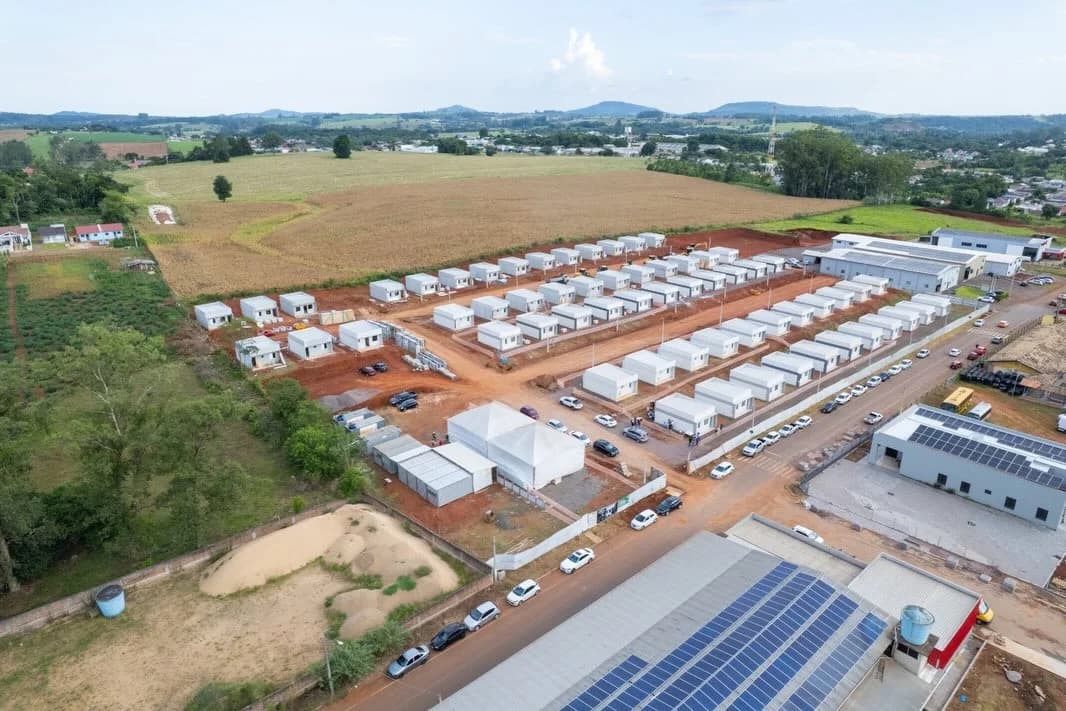 Evento de entrega das casas do projeto Legado Habitação RS em Bom Retiro do Sul